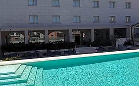 Hotel For You